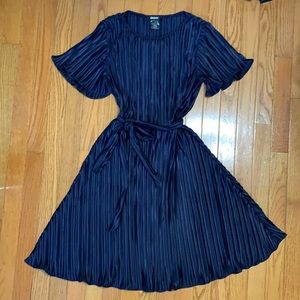 COPY - DKNY Silky Ruffle Cocktail Dress Size 6
